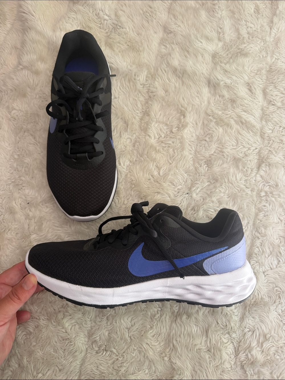 Nike Women's Revolution 6 Next Nature in Black and Lavender size 8.5